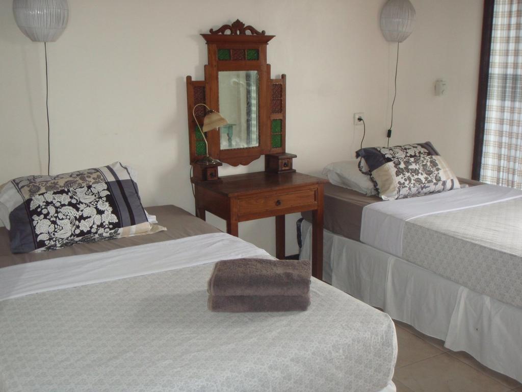 Berawa Beach Surfstay Canggu Exteriör bild
