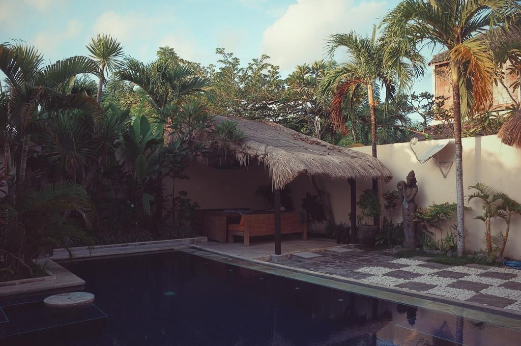Berawa Beach Surfstay Canggu Exteriör bild