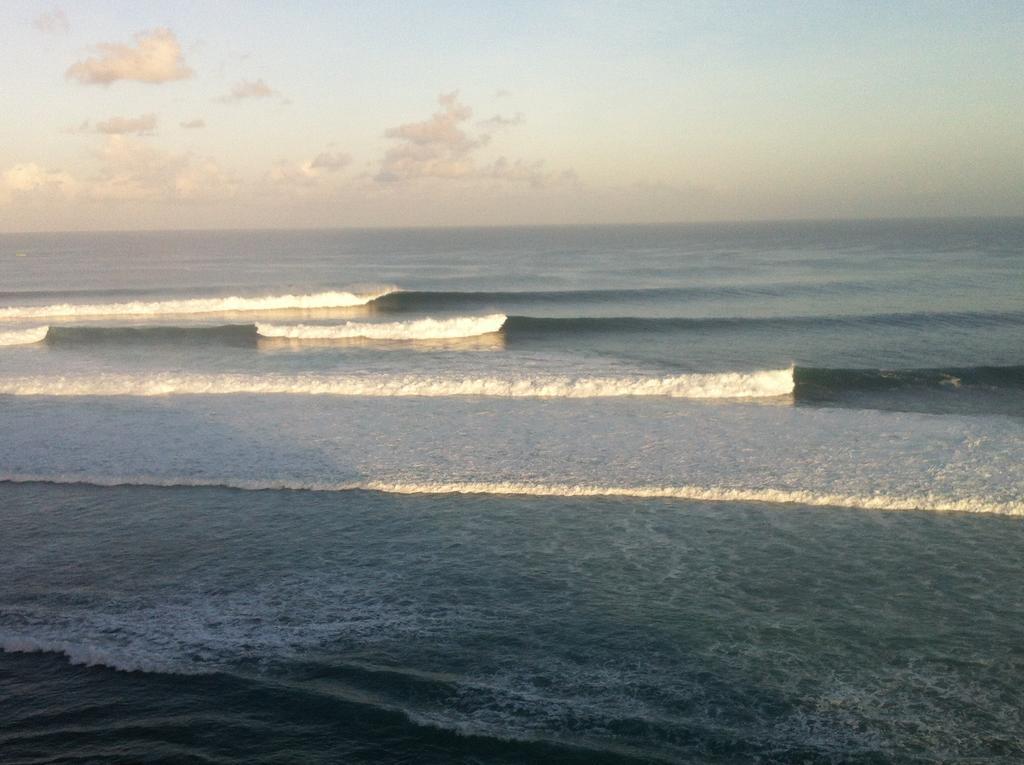 Berawa Beach Surfstay Canggu Exteriör bild