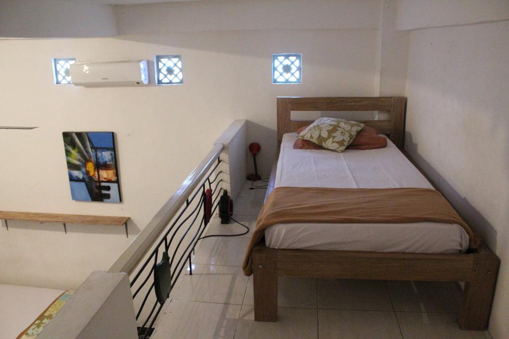 Berawa Beach Surfstay Canggu Exteriör bild